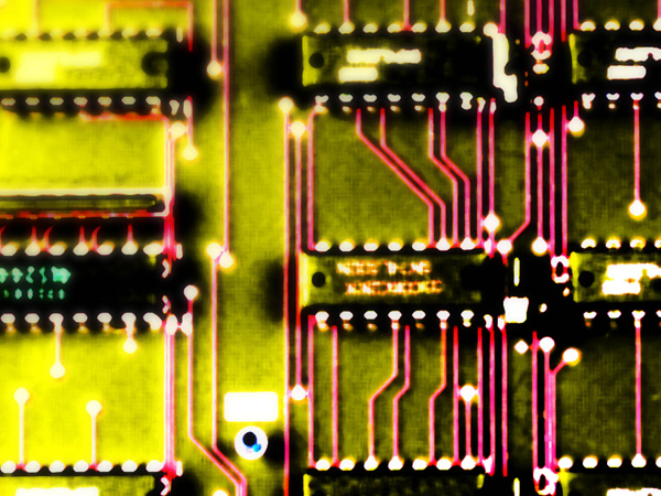 汽車(chē)產(chǎn)業(yè)變革下半場(chǎng)，智能汽車(chē)如何開(kāi)新局